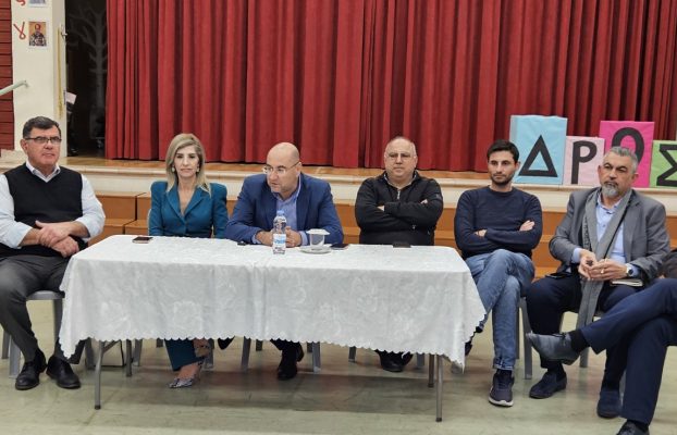 ΣΥΝΑΝΤΗΣΗ ΔΗΜΑΡΧΟΥ ΛΑΡΝΑΚΑΣ ΜΕ ΚΑΤΟΙΚΟΥΣ  ΤΗΣ ΕΝΟΡΙΑΣ ΑΓΙΟΥ ΝΙΚΟΛΑΟΥ