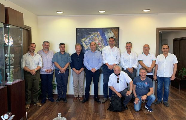 ΣΥΝΑΝΤΗΣΗ ΣΤΟ ΓΡΑΦΕΙΟ ΔΗΜΑΡΧΟΥ