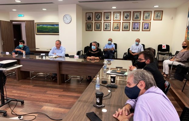 ΕΠΙΣΚΕΨΗ ΤΟΥ ΓΕΝΙΚΟΥ ΓΡΑΜΜΑΤΕΑ ΤΗΣ ΚΕΝΤΡΙΚΗΣ ΕΠΙΤΡΟΠΗΣ ΤΟΥ ΑΚΕΛ κ. ΣΤΕΦΑΝΟΥ ΣΤΕΦΑΝΟΥ ΣΤΟ ΓΡΑΦΕΙΟ ΔΗΜΑΡΧΟΥ ΛΑΡΝΑΚΑΣ