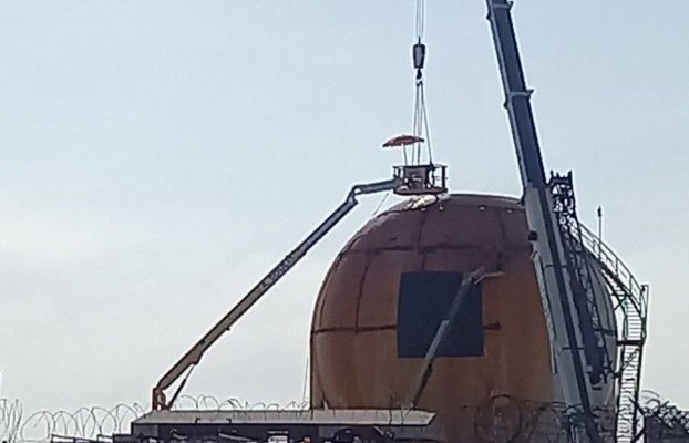 ΣΥΝΕΧΙΖΕΤΑΙ Η ΑΠΟΞΗΛΩΣΗ ΤΩΝ ΕΓΚΑΤΑΣΤΑΣΕΩΝ ΑΠΟ ΤΟ ΠΑΡΑΛΙΑΚΟ ΜΕΤΩΠΟ ΤΗΣ ΛΑΡΝΑΚΑΣ