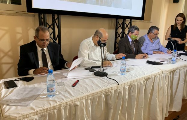 Υπογραφή Μνημονίων Συνεργασίας μεταξύ του Κέντρου Αριστείας «Κοίος» του Πανεπιστημίου Κύπρου, του Δήμου Λάρνακας και των Συμβούλιων Υδατοπρομήθειας και Αποχετεύσεων Λάρνακας