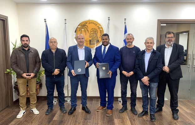 Μνημόνιο Συνεργασίας μεταξύ  της πόλη της Santiago De Cuba (Κούβα) και της πόλης της Λάρνακας