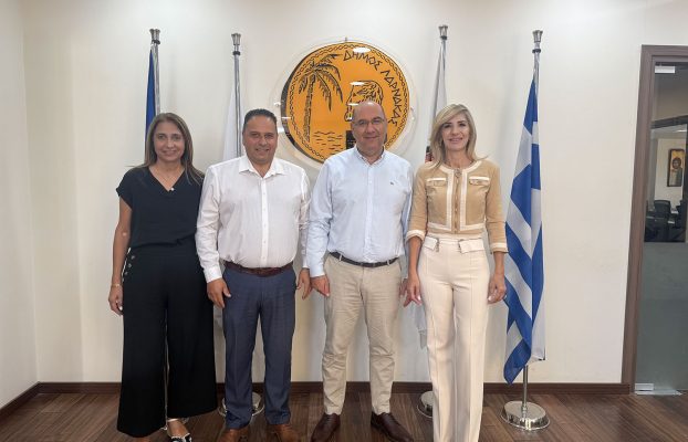 Εισφορά Τράπεζας Κύπρου προς τον Δήμο Λάρνακας για τις Χριστουγεννιάτικες Εκδηλώσεις
