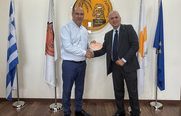 Συνάντηση Δημάρχου Λάρνακας με τον νέο Πρέσβη της Κούβας