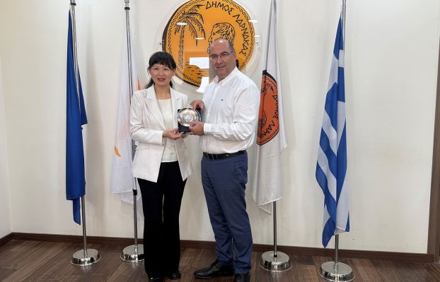 Επίσκεψη Αντιπροσωπείας από την Πόλη Γιτσάγκ της Κίνας στο Δημαρχείο Λάρνακας