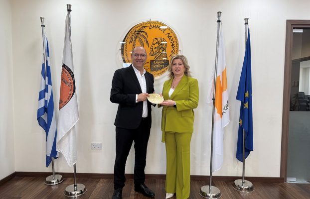 Συνάντηση Δημάρχου Λάρνακας με την Πρέσβειρα της Σερβίας στην Κύπρο