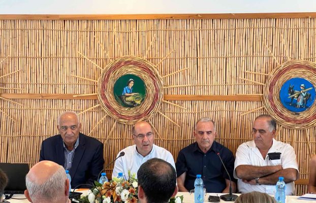 Υπογραφή Συμβολαίου για το Έργο «Ανάπλαση μέρους της Λεωφόρου Μακαρίου στα Λιβάδια»